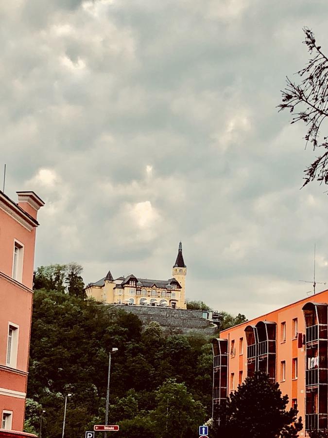 Ústí nad LabemLuckaアパートメント エクステリア 写真